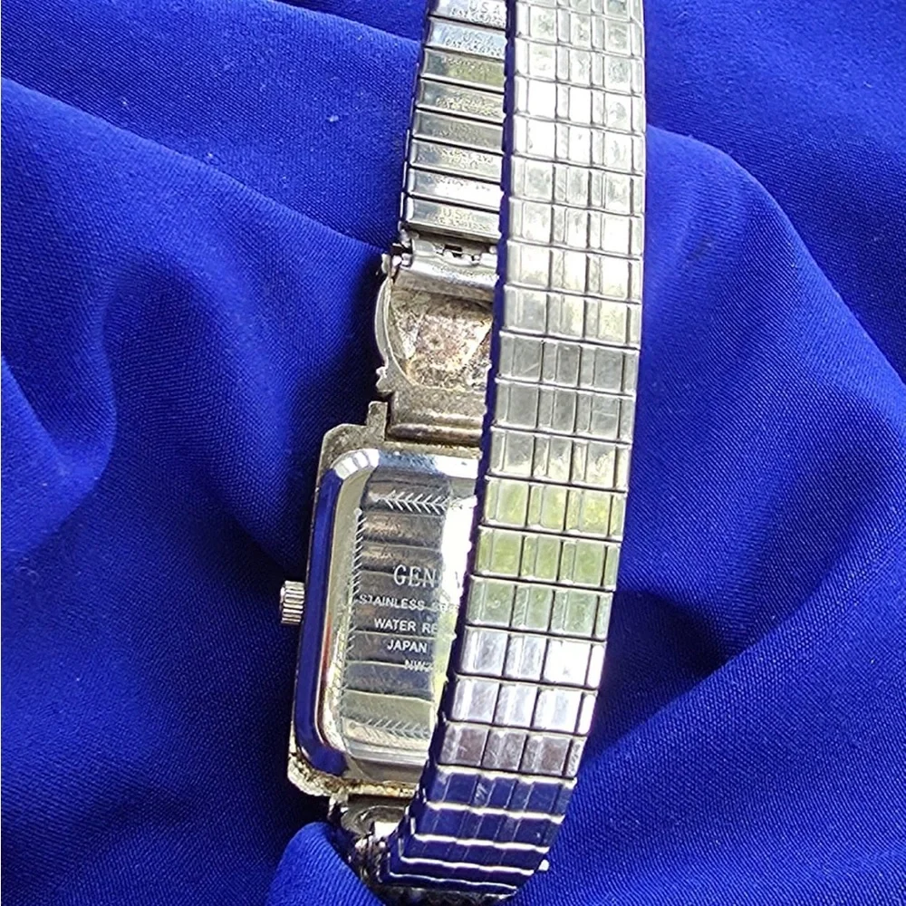 Geneva Slim Antique Style Womens Tank Watch New battery,  fully working